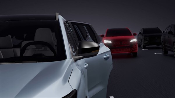 sortie sécurisée du véhicule - Espace full hybrid E-Tech - Renault