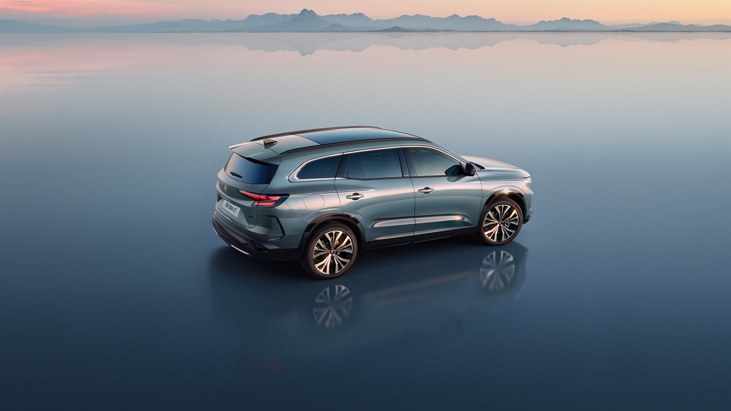 Renault Espace full hybrid E-Tech