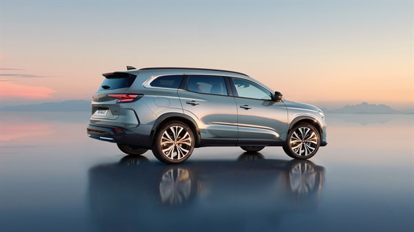 LOA - financement et services - Renault Espace E-Tech full hybrid